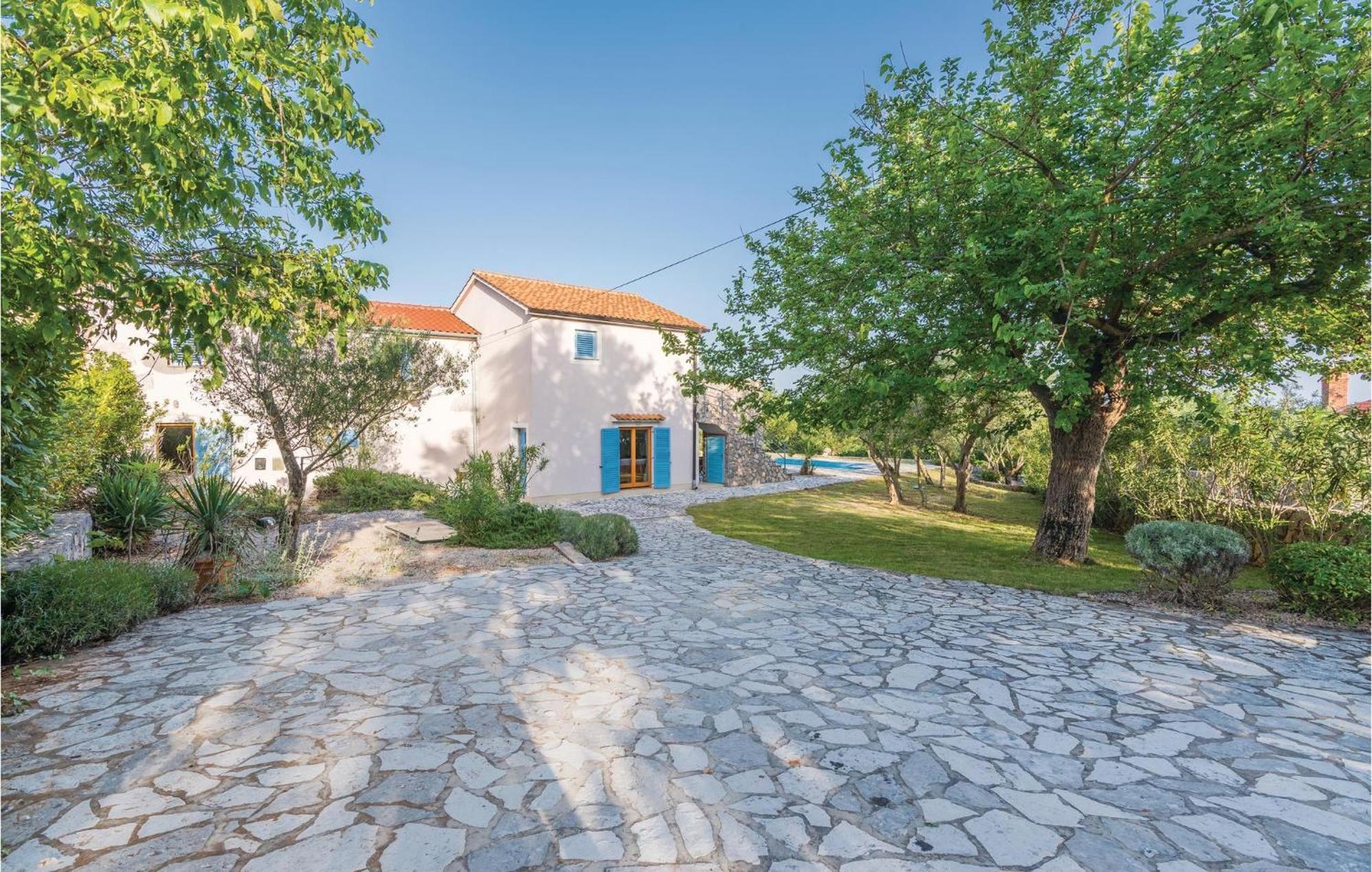 Nice Home In Zgaljici With Outdoor Swimming Pool Skrbčići Exterior foto